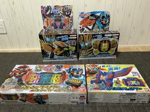 仮面ライダーガッチャード　DXガッチャードライバー＆ガッチャードローホルダーセット、DXドレッドライバーレジェンドライバーその他