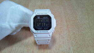 CASIO G-SHOCK　 GW-M5610MD　電波ソーラー Gショック