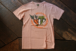 ＳＡＬＥ！４０％ＯＦＦPhateeファティーS/S TEE "DELICIOUS MARTS" 半袖Tee桃 S 新品