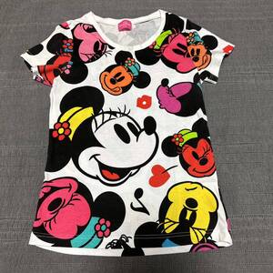 1回着用ディズニーランド購入　ミニー総柄半袖Tシャツ　Ｌ　サイズ　オリエンタルランド　親子お揃い有り　大人気