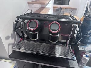 エスプレッソマシン　SANREMO サンレモ　カフェレーサー2Gr セミオート　コーヒーミル付き　使用期間一年 美品　　(J)