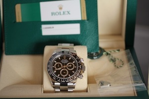 値引可　未使用　正規品　ROLEX デイトナ　116500LN　