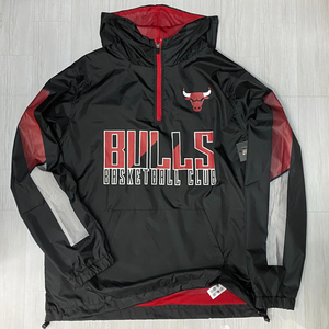 USA正規品 【L】 UNK 公式 シカゴ ブルズ Chicago Bulls アノラック anorak プルオーバー NBA エキスパート ウィンドブレーカー バスケ 