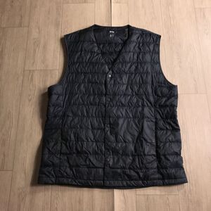 100円スタート☆ UNIQLO メンズサイズ　ultra light down ウルトラライトダウン　軽量　ダウンジャケット ノーカラー ベスト