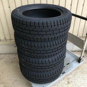 保管袋付 (IL002.7.2) 送料無料 [4本セット] TOYO OBSERVE GARIT GIZ　205/55R16 91T 2023年製造 室内保管 スタッドレス 205/55/16