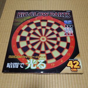 ダーツボード ダーツ42cm 矢6本付き　BIG GLOW DARTS 新品未開封