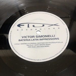 Victor Simonelli - Bateria Latin Impressions　(A10)