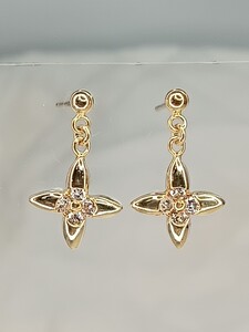 k18yg★天然ダイヤ0.14ct☆ピアス☆19