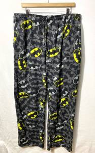 ■ 2016年製 DC Comics BATMAN バットマン 総柄 フリース イージー パジャマ パンツ 古着 サイズXXL ヒーロー アメコミ ■