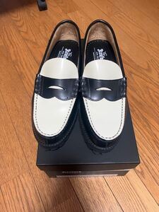 The kenford fine shoes タンクソールローファー 白黒