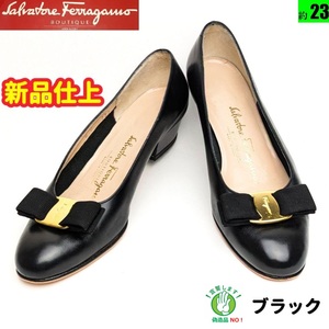 新品そっくりさんフェラガモFerragamo ヴァラ　6C　ブラック