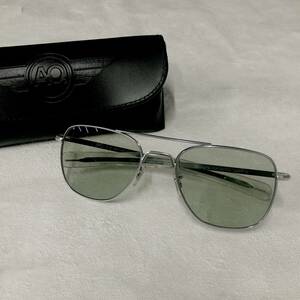 GQ091◇AMERICAN OPTICAL : Original Pilot サングラス◇55□20-140◇シルバーフレーム/グリーンレンズ USA