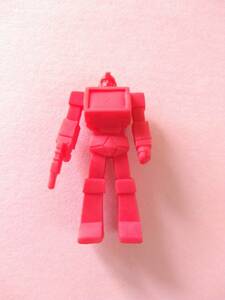 トランスフォーマー　消しゴム　G1　アイアンハイド　赤　　サイバトロン　フィギュア　the transformers figure　Ironhide