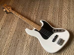 【Vintage】1976 Fender Jazz Bass (3.8kg)