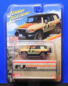 1/64 ジョニーライトニング 2007 トヨタ FJ クルーザー（ベージュ）mijo限定●