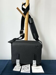 LOEWE ロエベ メッセンジャーサック ショルダーバッグ 本革 牛革 レザー ハンドバッグ ブラック