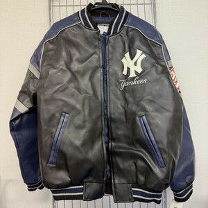 T607-M15-6095 NEW YORK YANKEES ニューヨークヤンキース レザージャケット Mサイズ LA250445 袖丈約63cm 着丈約70cm 肩幅約45cm