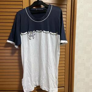 Tシャツ リボン柄