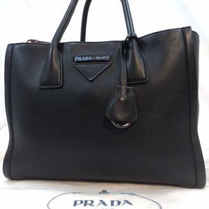 【近年/極美品/A4可】プラダ PRADA コンセプト トートバッグ ハンドバッグ メンズ レザー 革 ビジネス PC可 GRACE LUX CONCEPT 黒 ブラック