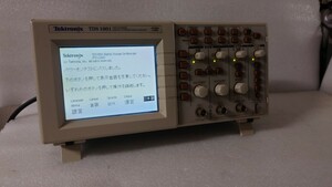 Tektronix TDS1001 FV:v2.60 デジタルオシロスコープ 通電確認、ジャンク！！！！！！！！！！！！