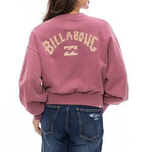 【SALE】★送料無料★2024秋冬 新品【BILLABONG/ビラボン】ARCH LOGO SWEAT CREW トレーナー MQM0 レディースM BE014005