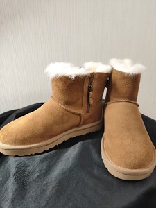 UGG ショートブーツ レディース サイズ22 裏ボア ムートンブーツ 極美品 全国発送 ファッション 正規品 シール 