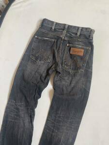 セール 即決1円 ラングラー ☆ Wrangler W04722 渋めな色落ちと雰囲気◎ デニムパンツ ストレート ジーンズ W27 アメカジ 古着MIX