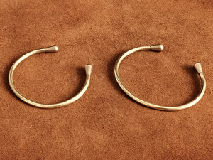 真鍮製 ドロップヘッド ブレスレット（2点セット）：メンズ レディース ブラス アクセ バングル インディアンジュエリー ペア