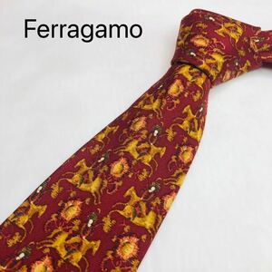 Ferragamoフェラガモ　ネクタイ　ハイブランド　赤茶色ウマ柄　高級シルク100%