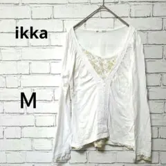 【美品】ikka  レディースロングTシャツ　カットソー　ホワイト　刺繍柄花柄Ｍ