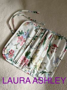 ローラアシュレー LAURA ASHLEY ジュエリーケース 旅行 花柄 白 美品 送料込み ☆M1934