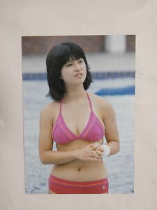 1061★生写真★河合奈保子 昭和アイドル　水着 12.5cm×8.7cm