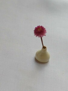 mame　ミニチュア　ダリア　濃いピンク　樹脂粘土 リカちゃん　シルバニア　リーメント miniature flower ドールハウス