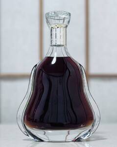 【未開封・美品】 Hennessy　ヘネシー　パラディ　コニャック（ブランデー）700ml　40％　本体のみ