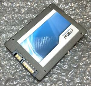 【中古パーツ】2.5 SATA SSD 1台　正常 Crucial M4-CT064M4SSD2 64GB 使用時間1136H ■SSD6054