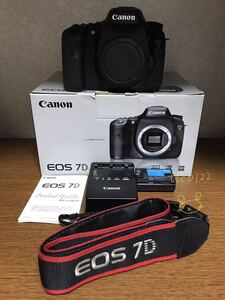 中古品 Canon(キャノン) デジタル一眼レフ 【EOS 7D レンズ無し】