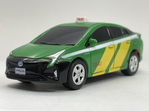 ■★ブレイク　ミニカー　TOYOTA　PRIUS TAXI（プリウス/タクシー仕様）グリーン/イエロー