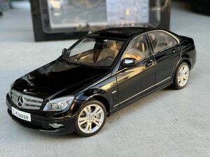 オートアート製 1/18 ミニカー メルセデス ベンツ Cクラス セダン W204 AUTOart ブラック Mercedes Benz C class