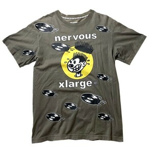 別注コラボ! Nervous Records × XLARGE ナーバスレコード 総柄 ロゴ プリント 半袖 レーベル Tシャツ カーキ Mサイズ メンズ 古着 希少