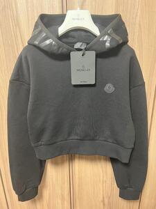 未使用・本物保証☆MONCLER Cropped sweatshirt Ladys Hoodie パーカー Sサイズ ブラック色 レディースモデル 人気商品