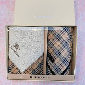 【人気柄】新品/2枚/BURBERRY/タオルハンカチ/正規品/バーバリー/綿100%/未使用/即決あり/匿名発送/ノバチェック/ハンドタオル/白/箱入り