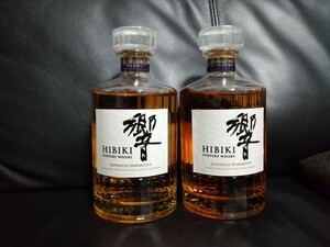 サントリー　響　2本セット　ウイスキー　700ml　HIBIKI ノンエイジ　酒　未開封　新品