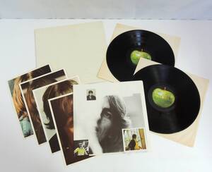 □　THE BEATLES ザ・ビートルズ LPレコード 2枚組 SWBO101 ホワイト・アルバム Apple Records ポスター付 ロック 洋楽 中古品 保管品　③