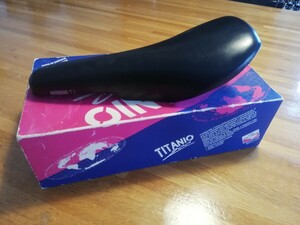 BONTRAGER SELLE SAN MARCO TITANIUM サドル　MADE IN ITALY 