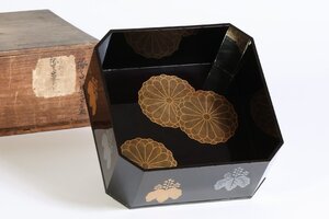 漆美術 縁高菓子盆 共箱 / 蒔絵 菊紋 桐紋 家紋 漆器 菓子器