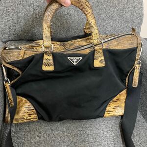 PRADA プラダ 2way トカゲ エキゾチックレザー ショルダーバッグ ハンドバッグ トートバッグ レディース 人気 ファッション おしゃれ