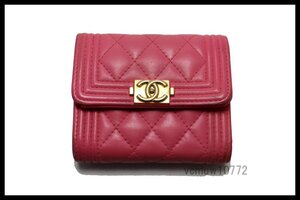 近年モデル希少美中古■CHANEL 26番台 ボーイシャネル レザー 3つ折り財布 シャネル■1121oh1653-4K