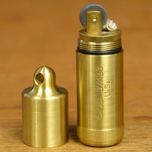 MARATAC ライター Peanut XL Lighter 防水 キーホルダー [ ブラス ] マータック オイル式