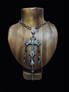 JＰG/ vintage Collection samplekarma cross necklace GAULTIER