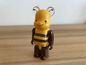 【ベアブリック/BE@RBRICK】シリーズ21 ANIMAL/アニマル カレルチャペック紅茶店/みつばちバジー 開封/カード無